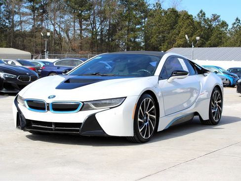 Used 2015 BMW i8 image 4
