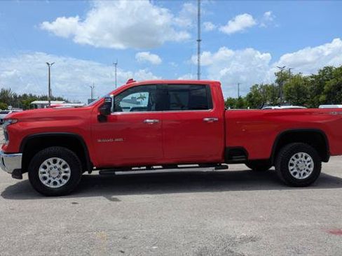 Used 2024 Chevrolet Silverado 3500 LTZ w/ LTZ Convenience Package AWD/4WD image 3