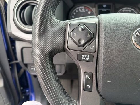 Used 2023 Toyota Tacoma TRD Off-Road image 21