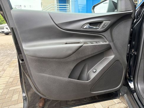 Used 2023 Chevrolet Equinox LT AWD/4WD image 12