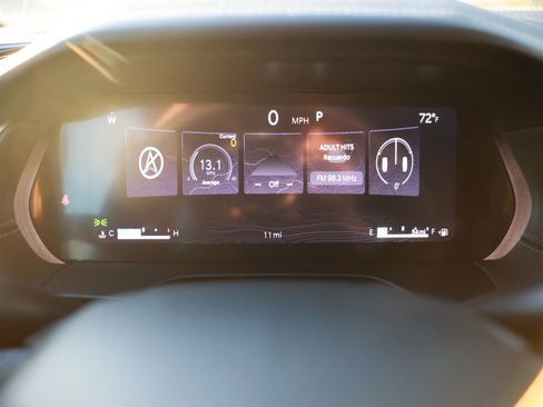 New 2025 Jeep Grand Cherokee Limited image 16