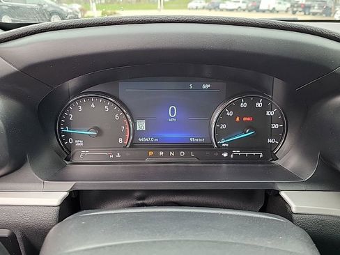 Used 2023 Ford Explorer XLT w/ Equipment Group 202A AWD/4WD image 35