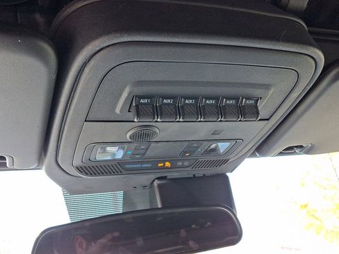 Used 2023 Ford Bronco Black Diamond image 28