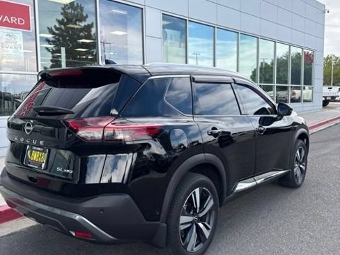 Certified 2023 Nissan Rogue SL w/ SL Premium Package AWD/4WD image 10