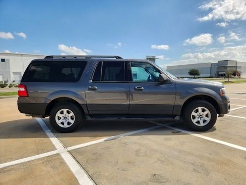 Used 2017 Ford Expedition EL XL w/ Equipment Group 101A image 4