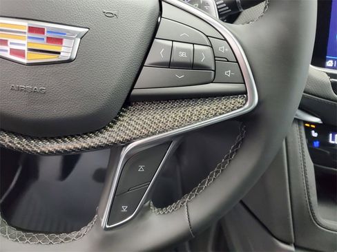 New 2025 Cadillac XT5 Sportv w/ LPO, Red Accent Package image 15