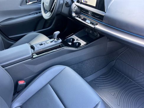 New 2026 Toyota Prius XLE image 15