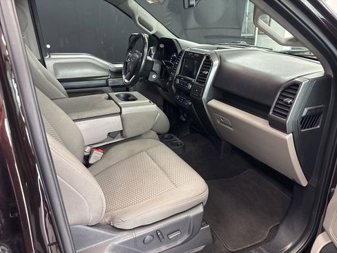 Used 2019 Ford F150 XLT w/ Equipment Group 302A Luxury AWD/4WD image 11