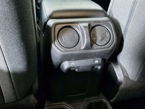 Used 2024 Jeep Wrangler Unlimited Sport AWD/4WD image 27