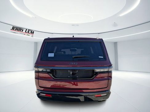 New 2026 Jeep Grand Wagoneer Limited AWD/4WD image 4