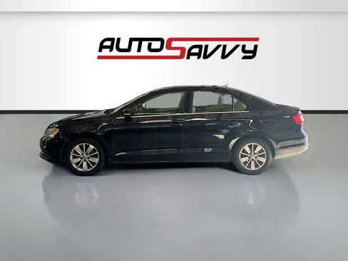 Used 2015 Volkswagen Jetta SE FWD image 4