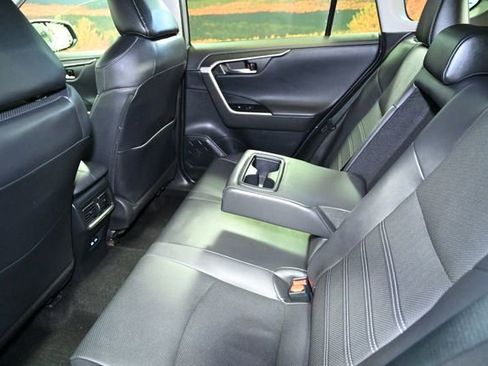 Used 2022 Toyota RAV4 Limited image 41