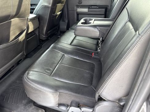 Used 2012 Ford F250 Lariat w/ Lariat Interior Pkg image 14
