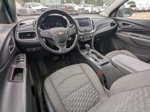 Used 2020 Chevrolet Equinox LT AWD/4WD image 2