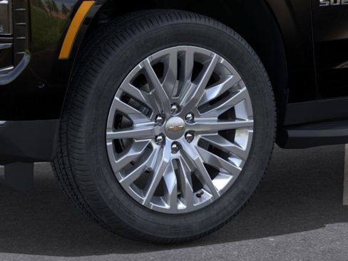 New 2026 Chevrolet Suburban Premier w/ Sun And Tow Package AWD/4WD image 9