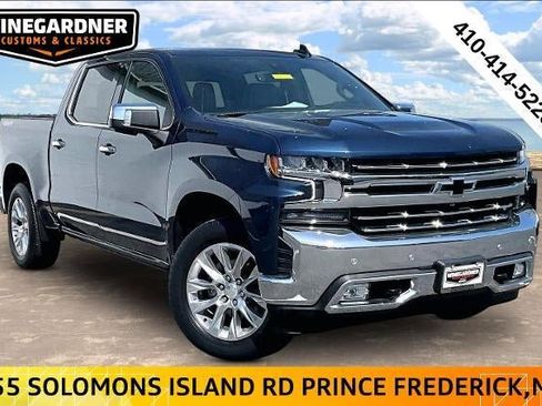 Used 2022 Chevrolet Silverado 1500 LTZ w/ LTZ Premium Package AWD/4WD image 1