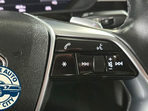 Used 2021 Audi e-tron Premium image 14