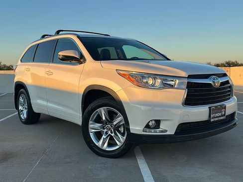 Used 2016 Toyota Highlander Limited image 6
