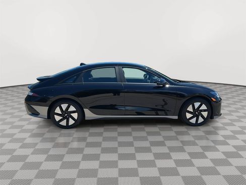 Used 2024 Hyundai Ioniq 6 SE AWD/4WD image 4