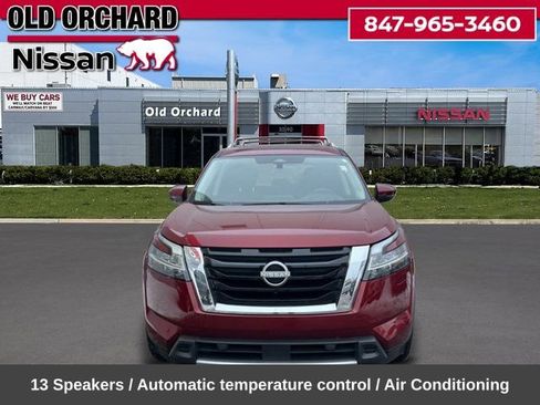 Used 2024 Nissan Pathfinder Platinum w/ Cargo Package AWD/4WD image 2