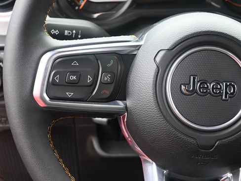 Used 2024 Jeep Wrangler Unlimited Sahara w/ Technology Group AWD/4WD image 26