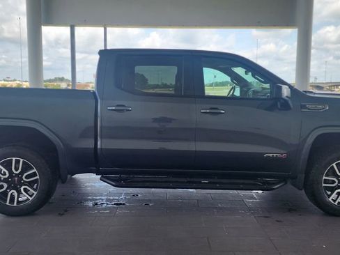 Used 2019 GMC Sierra 1500 AT4 w/ Technology Package AWD/4WD image 7