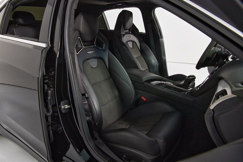 Used 2018 Cadillac CTS V w/ Carbon Fiber Package RWD image 32