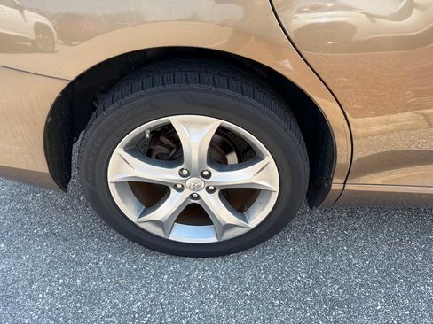 Used 2012 Toyota Venza Limited AWD/4WD image 5