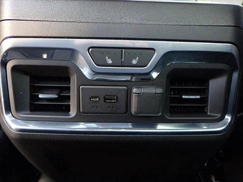 Used 2021 GMC Sierra 1500 AT4 image 9