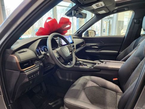 New 2026 Toyota Grand Highlander MAX Platinum image 13