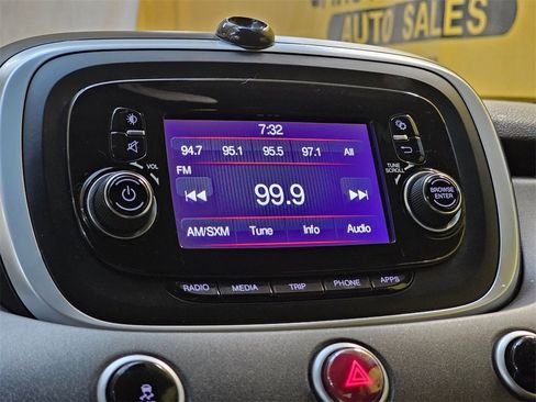 Used 2017 FIAT 500X Trekking image 24