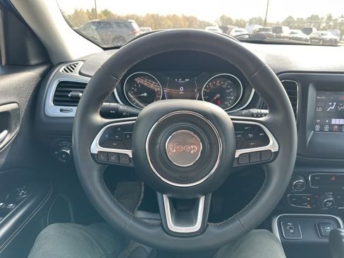Certified 2021 Jeep Compass Latitude image 12