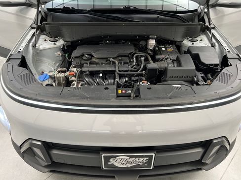 Used 2024 Hyundai Kona SEL FWD image 70