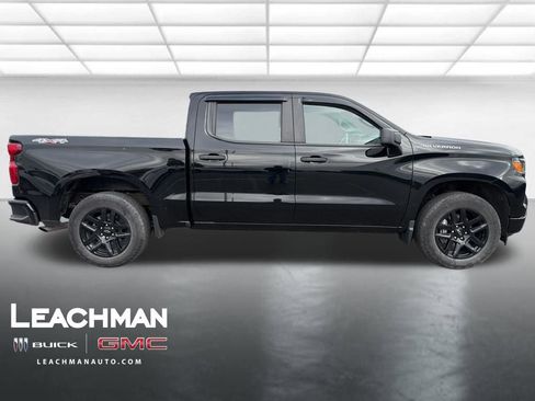 Certified 2023 Chevrolet Silverado 1500 Custom image 2