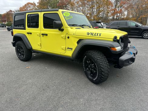 Used 2023 Jeep Wrangler Unlimited w/ Cold Weather Group image 4