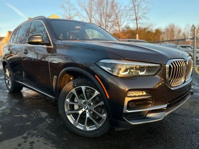 Used 2019 BMW X5 xDrive40i w/ Premium Package 2