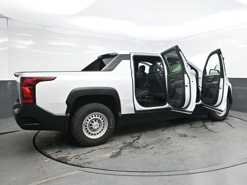Used 2024 Chevrolet Silverado EV W/T AWD/4WD image 43