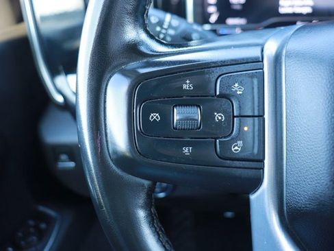 Used 2024 GMC Sierra 1500 SLT image 18