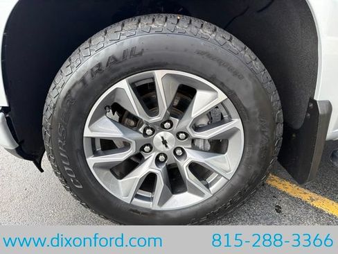 Used 2020 Chevrolet Silverado 1500 RST AWD/4WD image 29