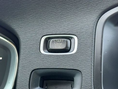 Used 2016 Volvo S60 T5 Premier image 32