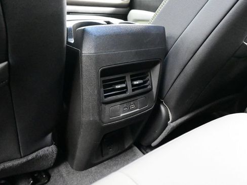 Used 2024 Chevrolet Colorado ZR2 w/ ZR2 Convenience Package III AWD/4WD image 26
