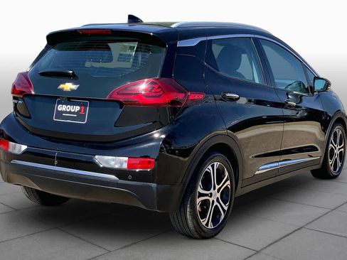 Used 2019 Chevrolet Bolt Premier w/ Infotainment Package FWD image 12