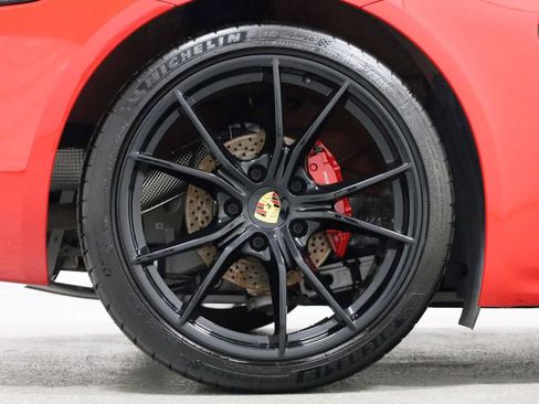 Certified 2018 Porsche 718 Cayman S RWD image 34