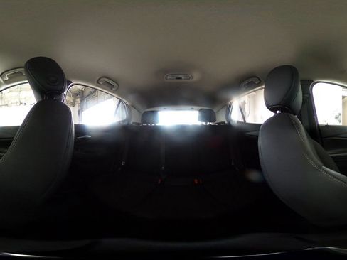 Used 2025 Buick Encore GX Preferred image 40