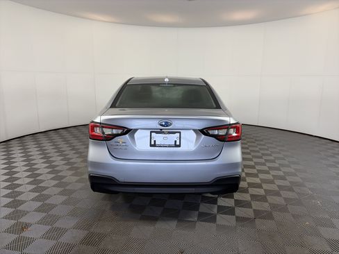 Used 2025 Subaru Legacy Premium image 9
