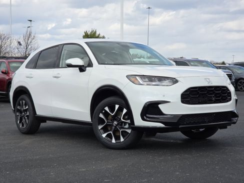 New 2026 Honda HR-V EX-L image 2