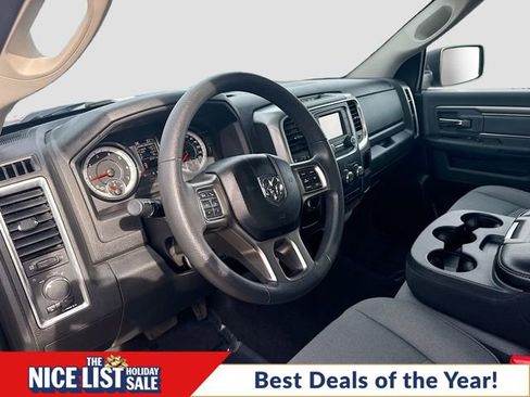 Used 2024 RAM 1500 Classic SLT image 10