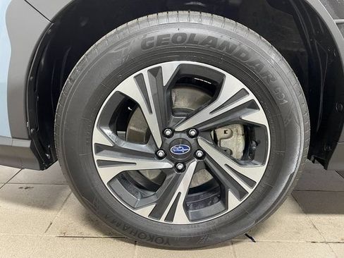 Used 2024 Subaru Crosstrek 2.0i Premium AWD/4WD image 8