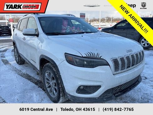 Used 2020 Jeep Cherokee Latitude Plus image 1
