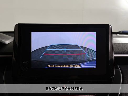 Used 2023 Toyota Corolla Cross LE FWD image 5